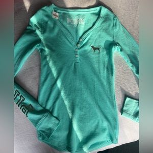 NWT PINK longsleeve shirt XS